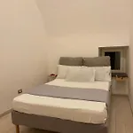 Domus Gazzara -napoli Centro Storico Feriehus Napoli