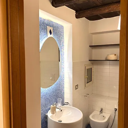 Domus Gazzara -napoli Centro Storico Feriehus Napoli